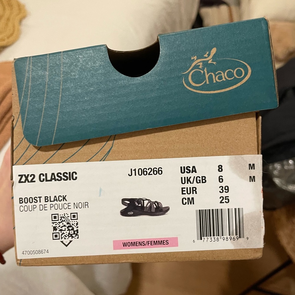 Brand New Chaco Strappy Sandals - Picture 4 of 4